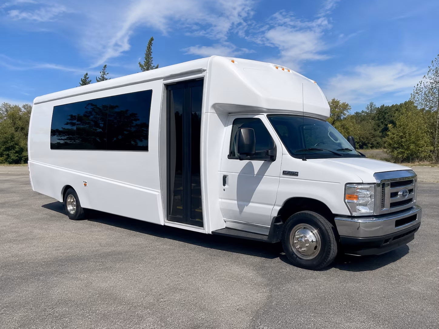Irving Winery Tour & Pub Crawl Transportation party bus exterior