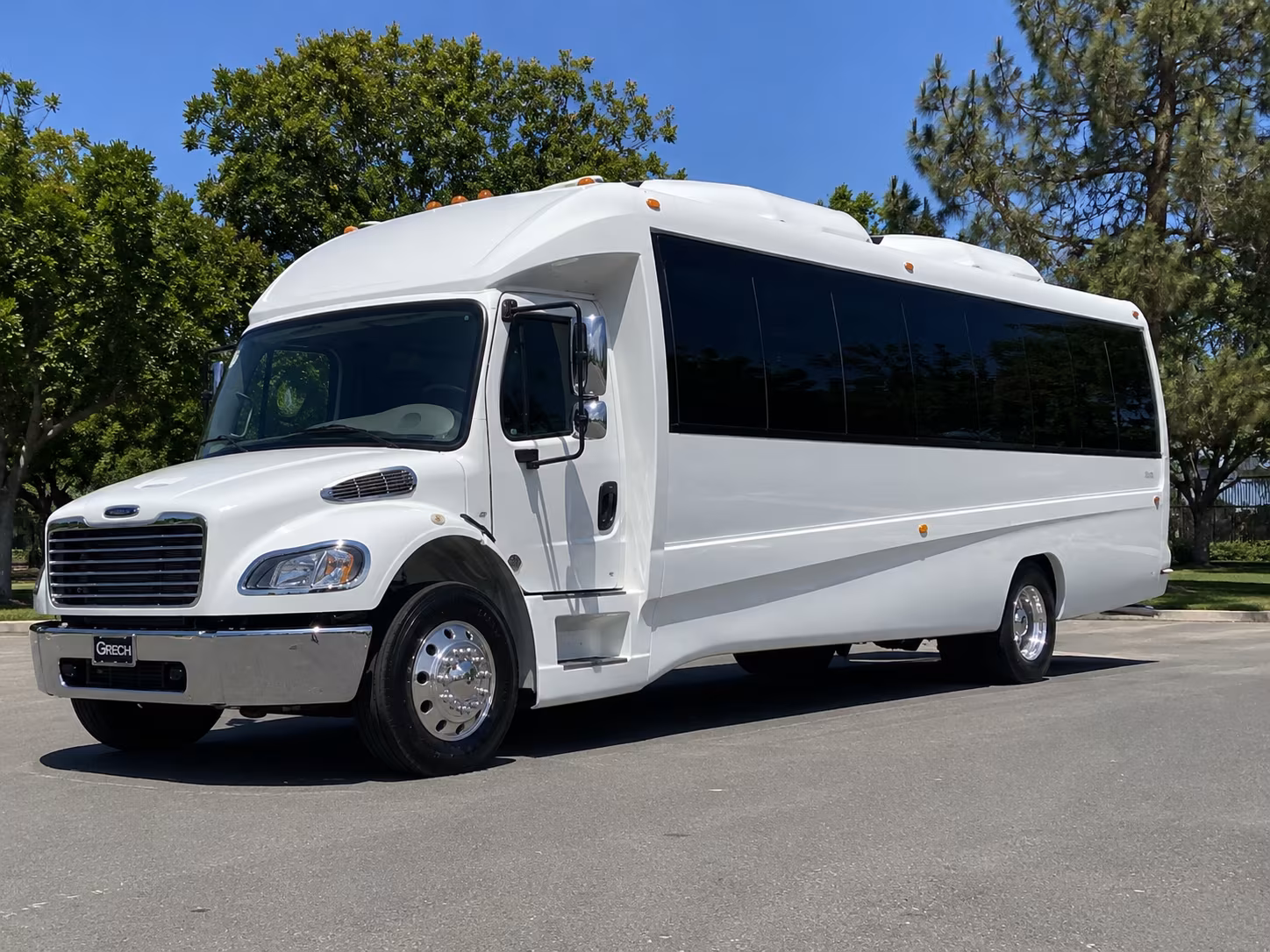Irving Winery Tour & Pub Crawl Transportation party bus exterior